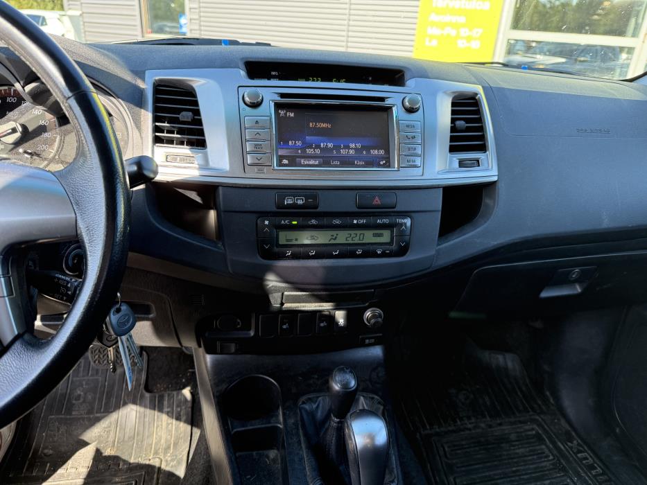 Toyota Hilux 2016