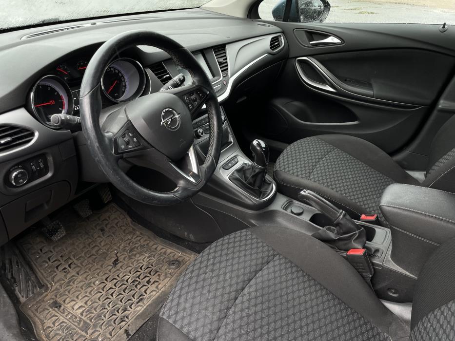 Opel Astra 2016