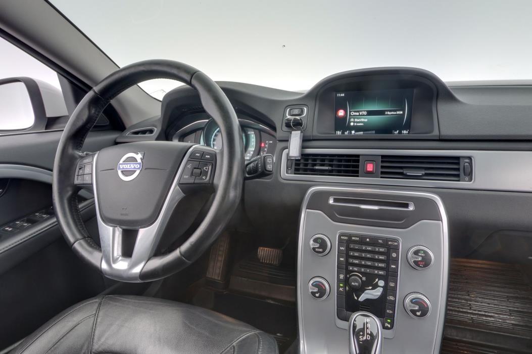 Volvo V70 2016