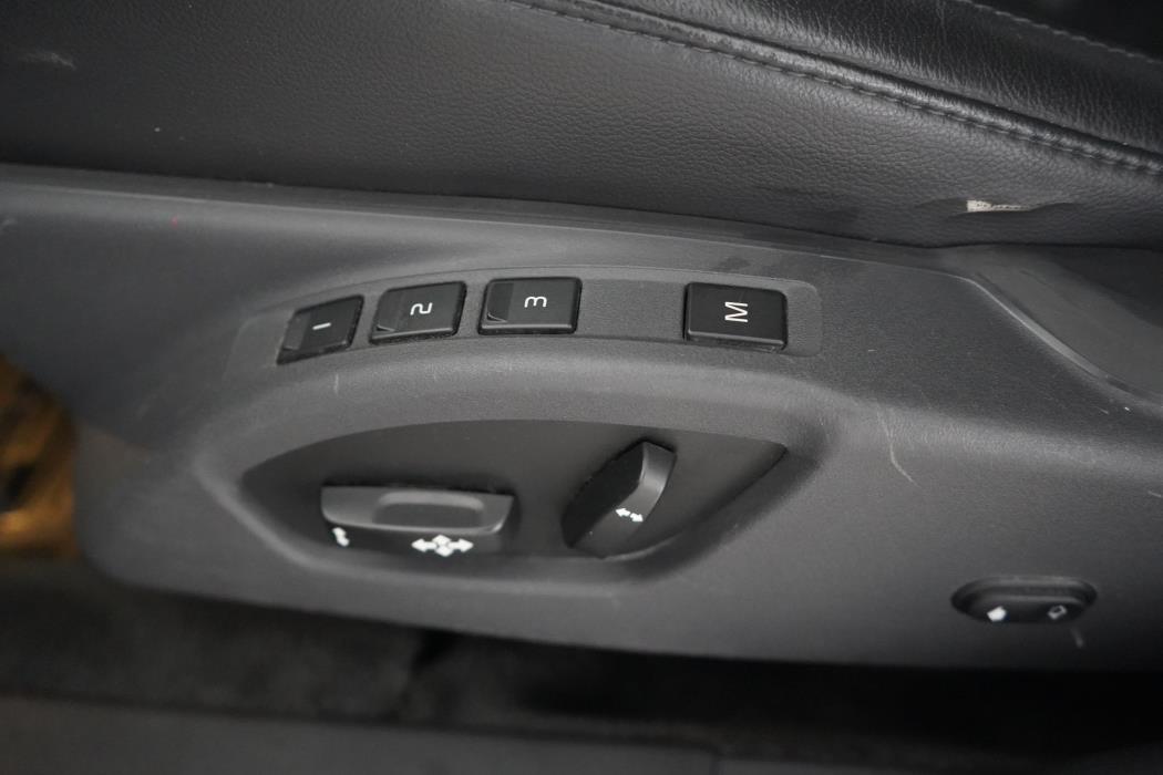 Volvo V70 2016