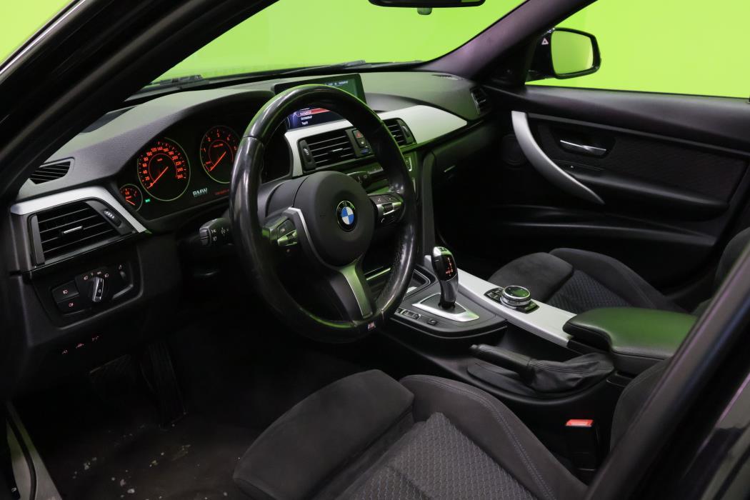 BMW 330 2015