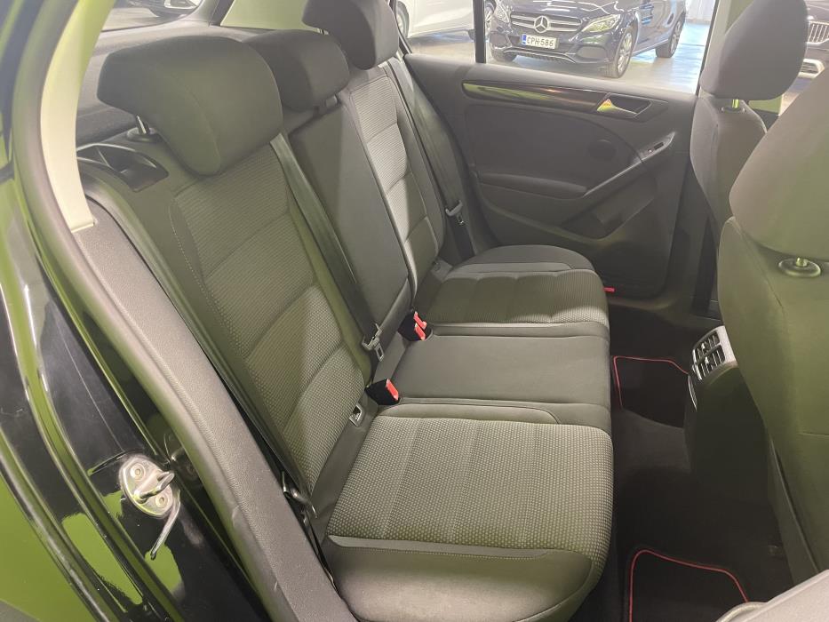 Volkswagen Golf 2011