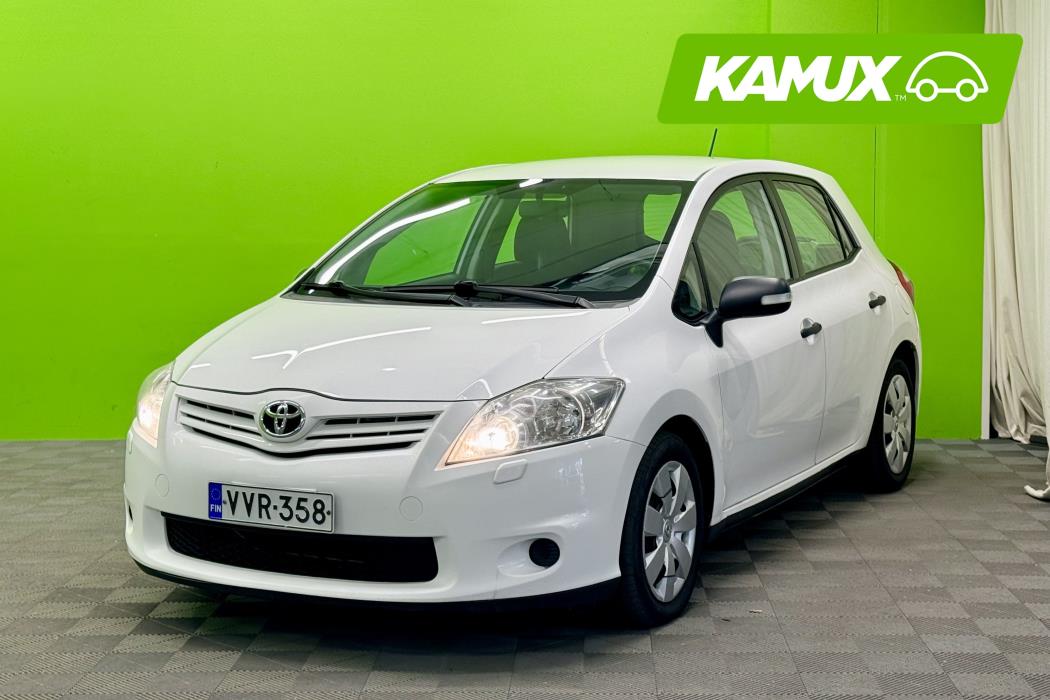 Toyota Auris 2011
