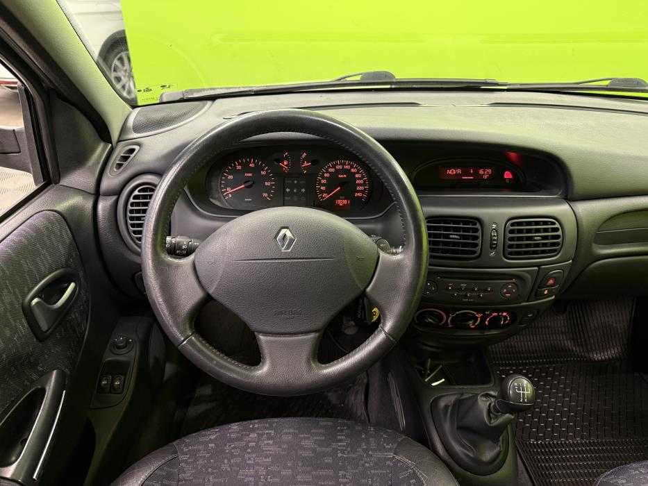 Renault Megane 2003