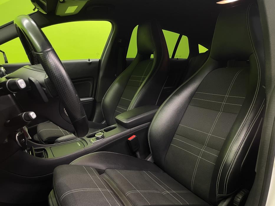 Mercedes-Benz CLA 2016