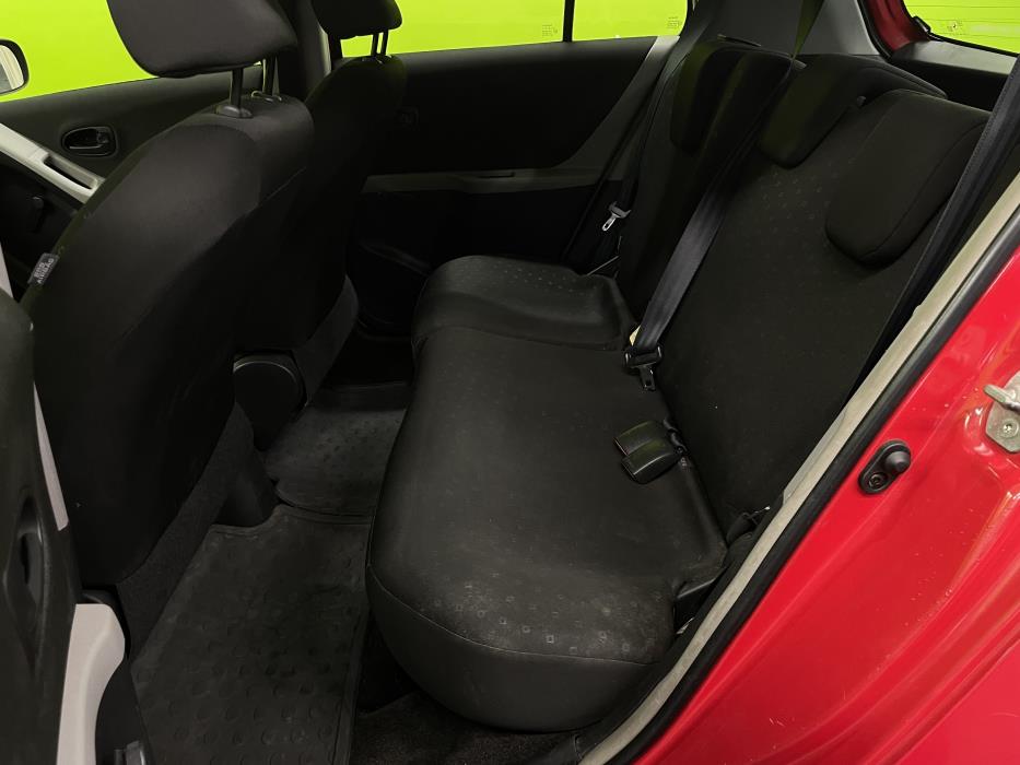 Toyota Yaris 2006