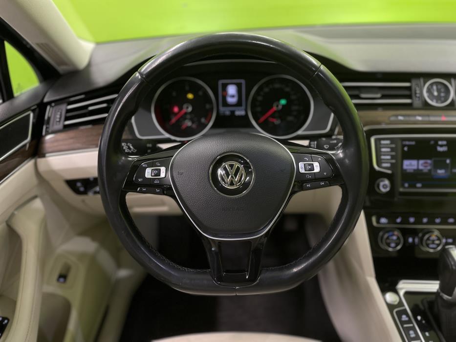 Volkswagen Passat 2016