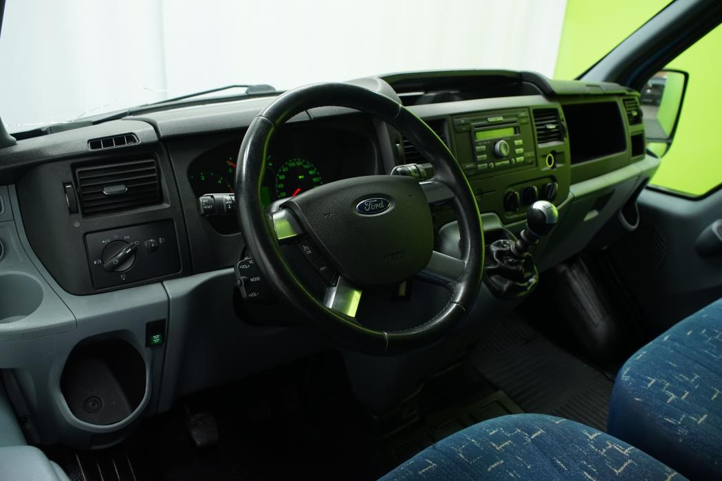 Ford Transit 2012