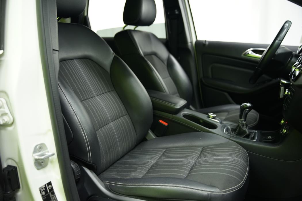 Mercedes-Benz B 2012