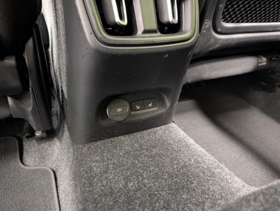 Volvo C40 2023