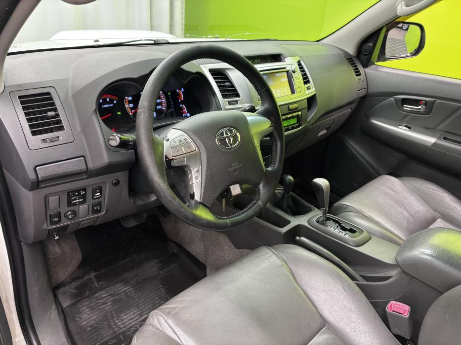 Toyota Hilux 2013