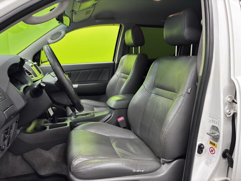Toyota Hilux 2013