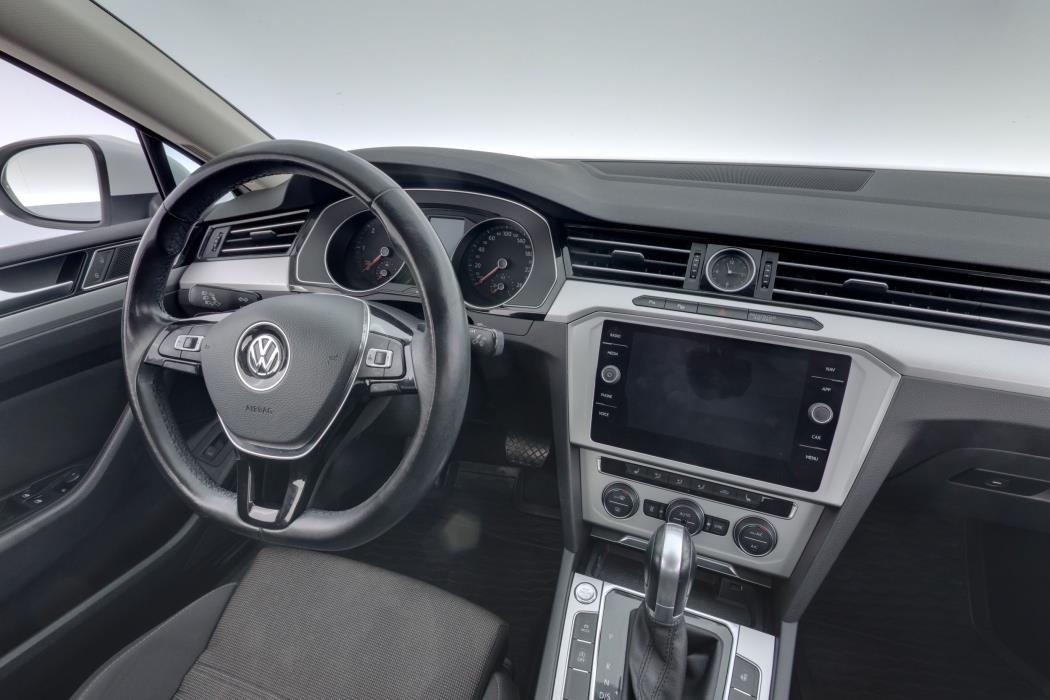 Volkswagen Passat 2019
