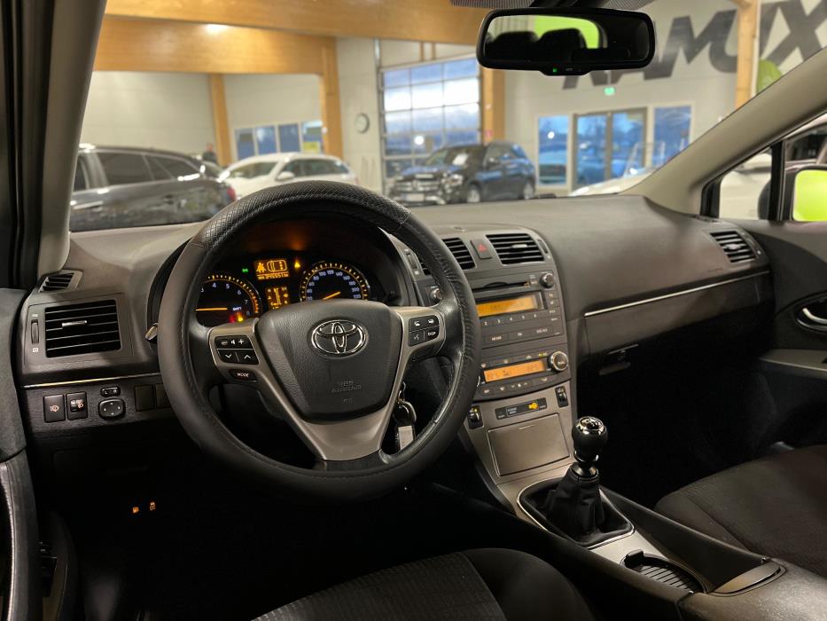Toyota Avensis 2009