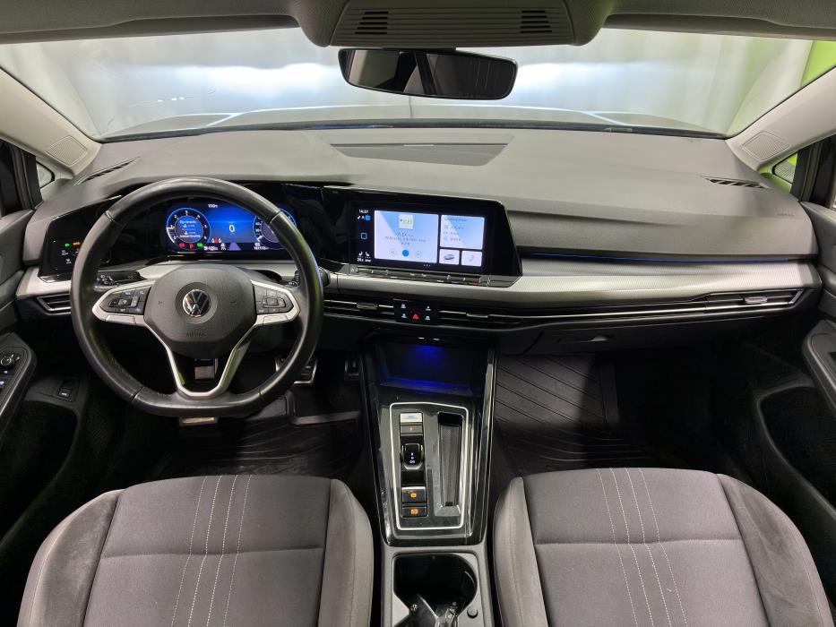 Volkswagen Golf 2023
