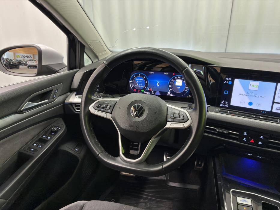 Volkswagen Golf 2023