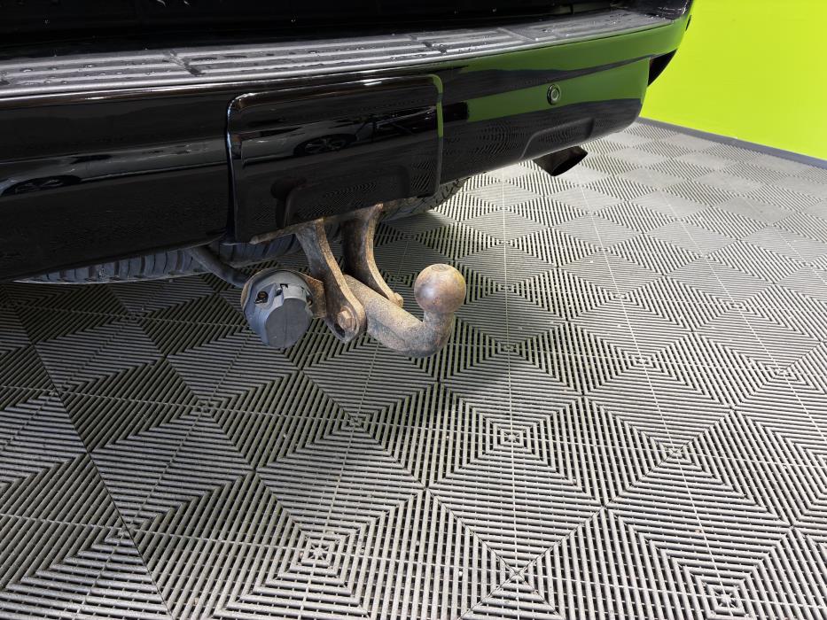 Toyota Land Cruiser 2010