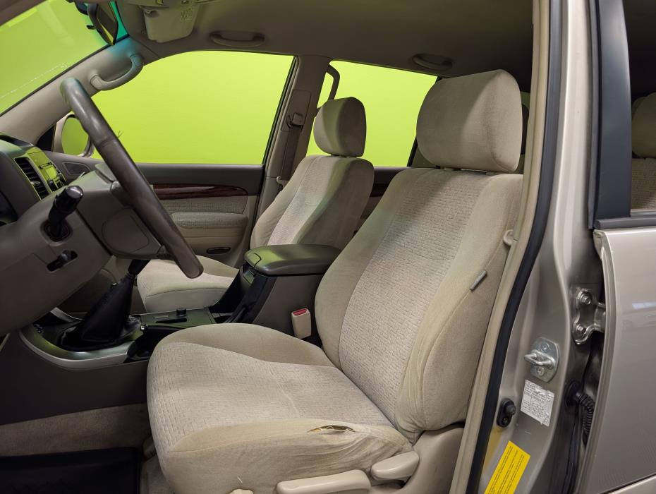 Toyota Land Cruiser 2003