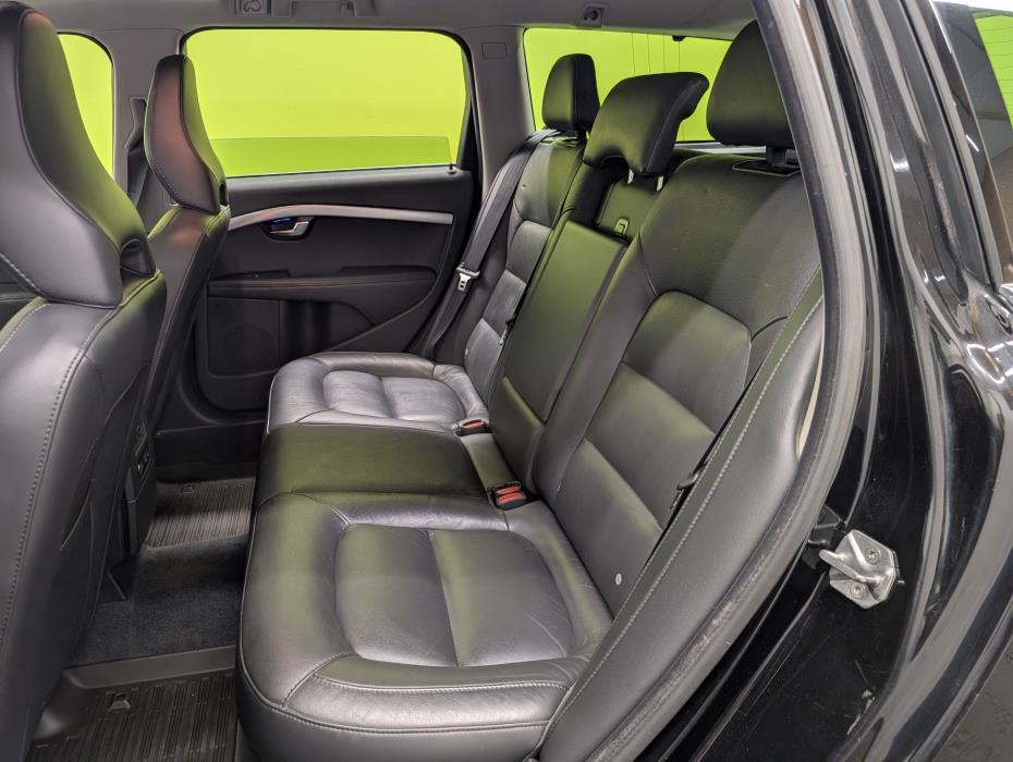 Volvo V70 2015