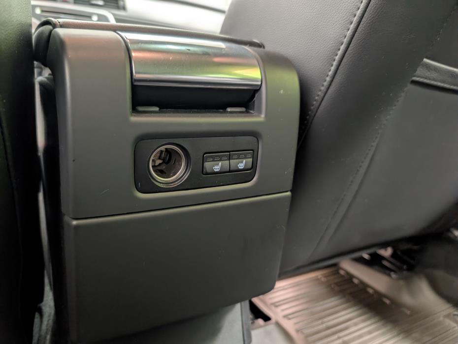 Volvo V70 2015