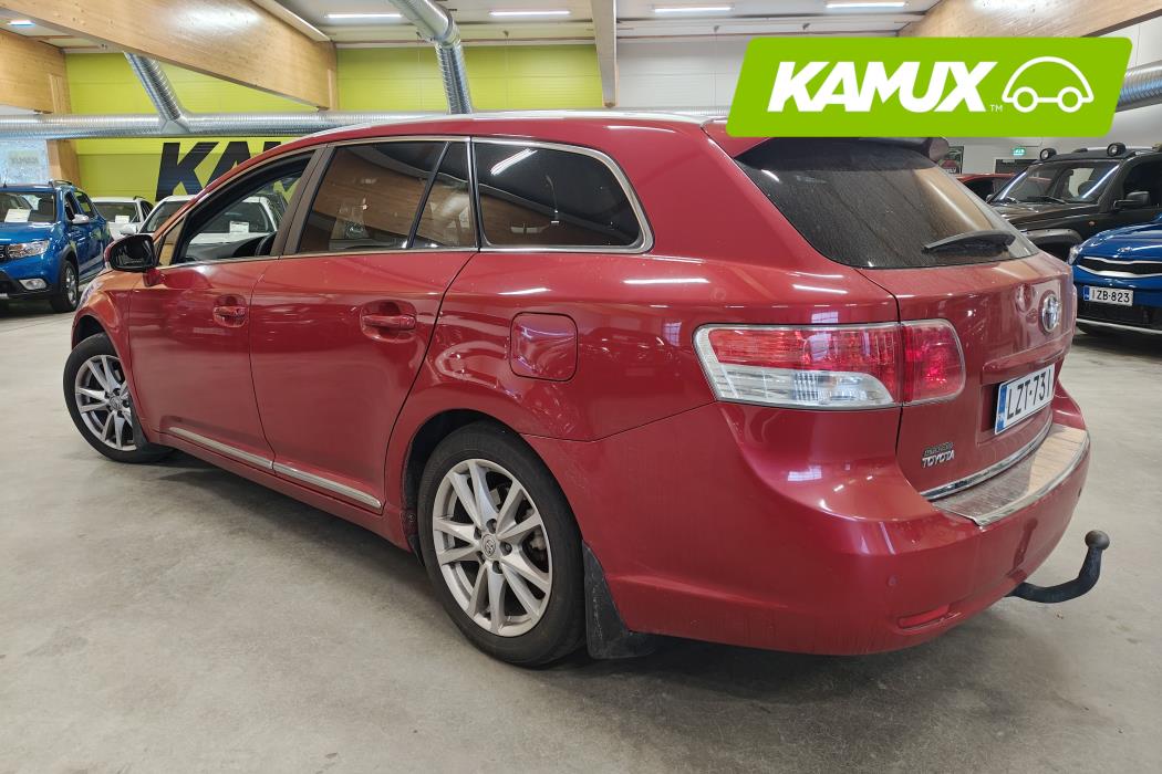 Toyota Avensis 2011