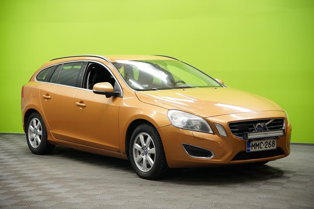 Volvo V60 2011