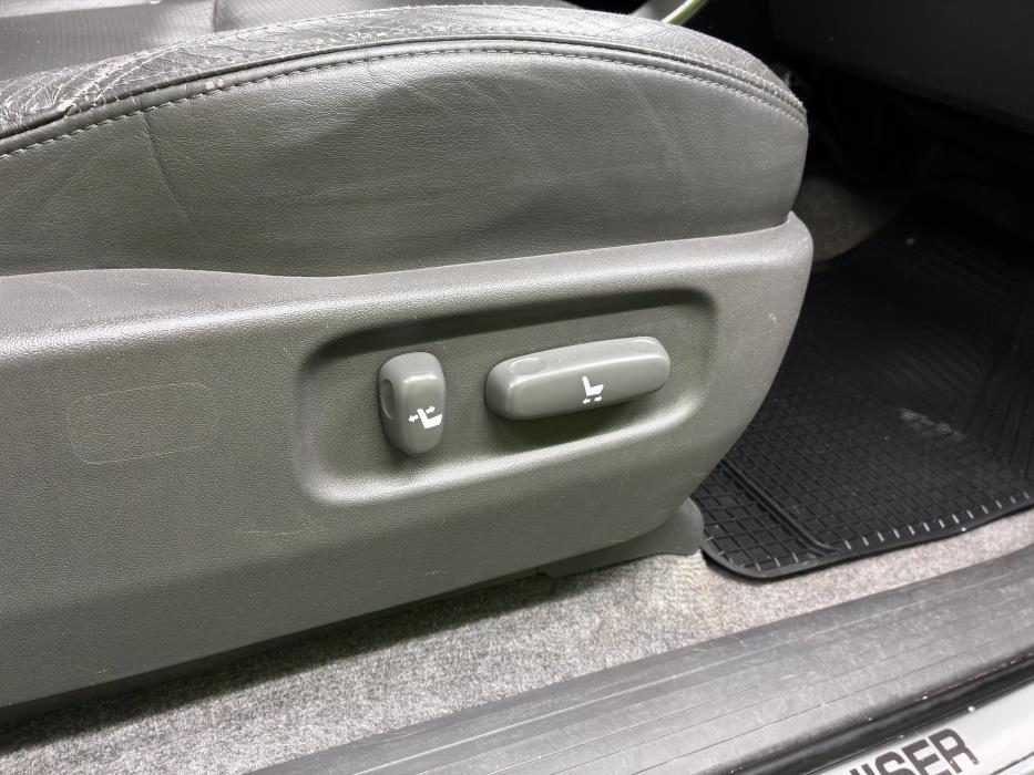 Toyota Land Cruiser 2006
