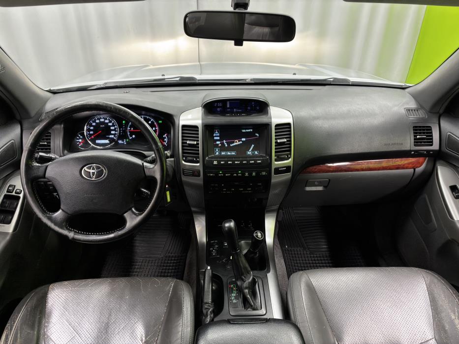 Toyota Land Cruiser 2006
