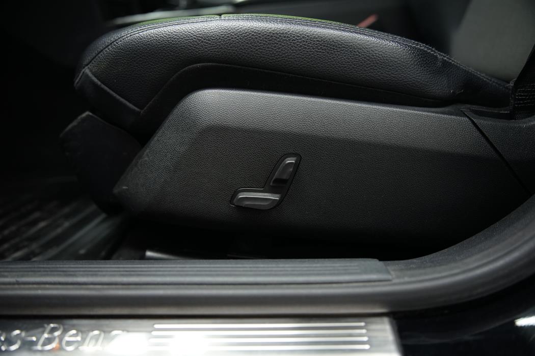 Mercedes-Benz E 2013