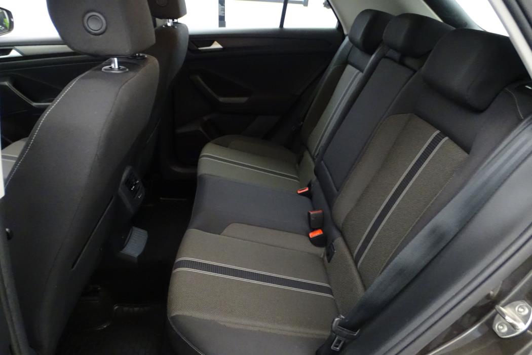 Volkswagen T-Roc 2019