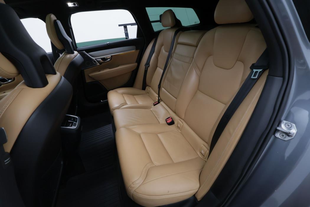 Volvo V90 2017