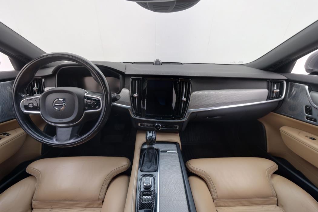Volvo V90 2017