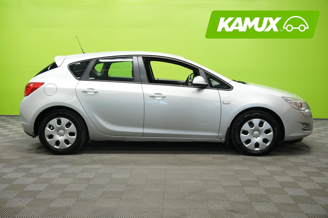 Opel Astra 2010