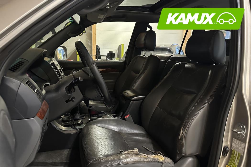 Toyota Land Cruiser 2004