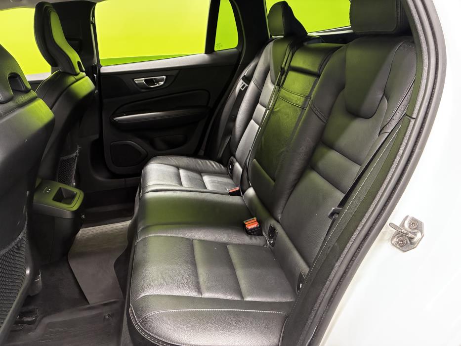 Volvo V60 Cross Country 2019