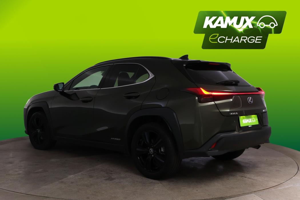 Lexus UX 2022