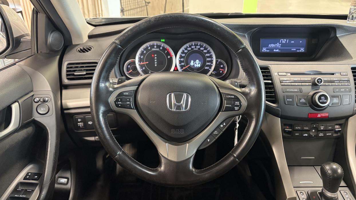 Honda Accord 2011