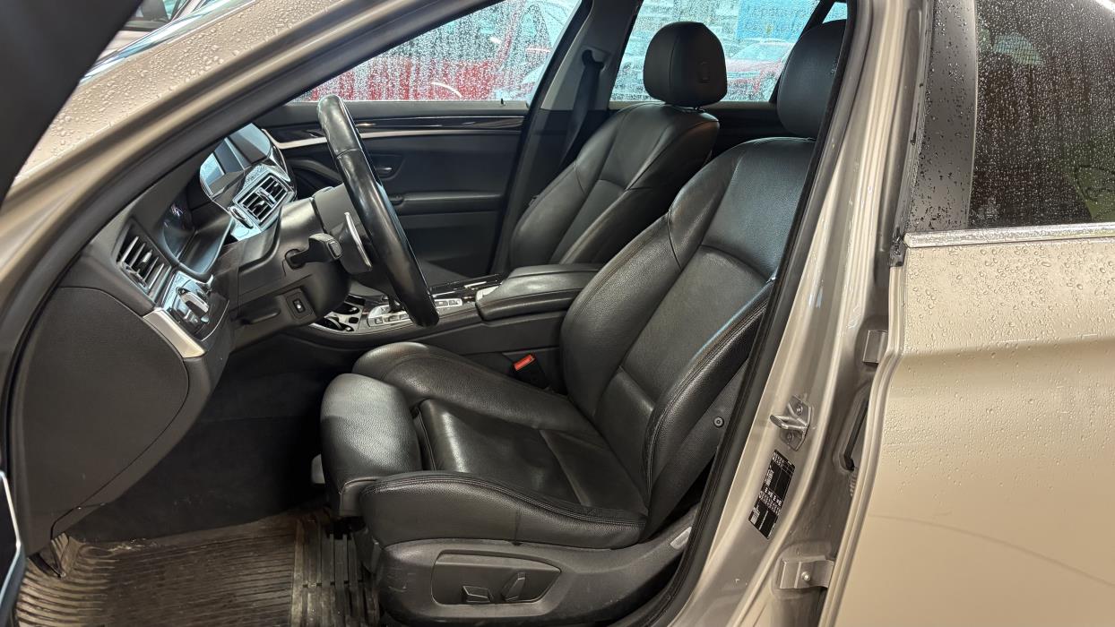 BMW 518 2015