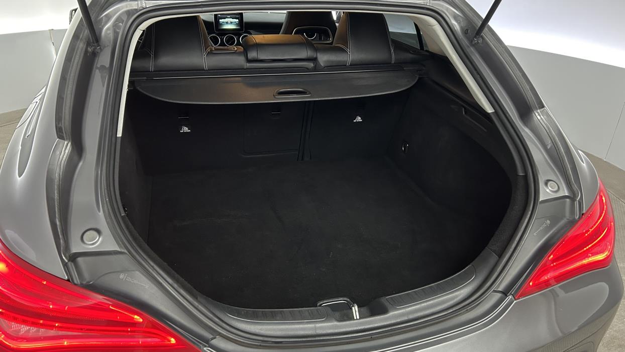 Mercedes-Benz CLA 2015