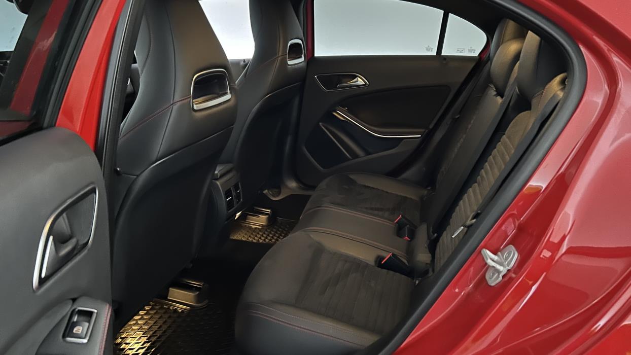 Mercedes-Benz A 2017