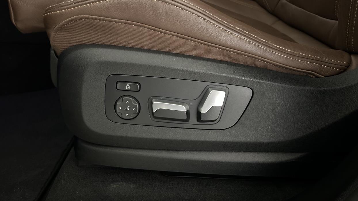 BMW X5 2021