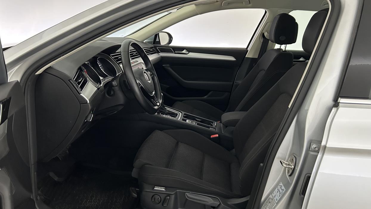 Volkswagen Passat 2019