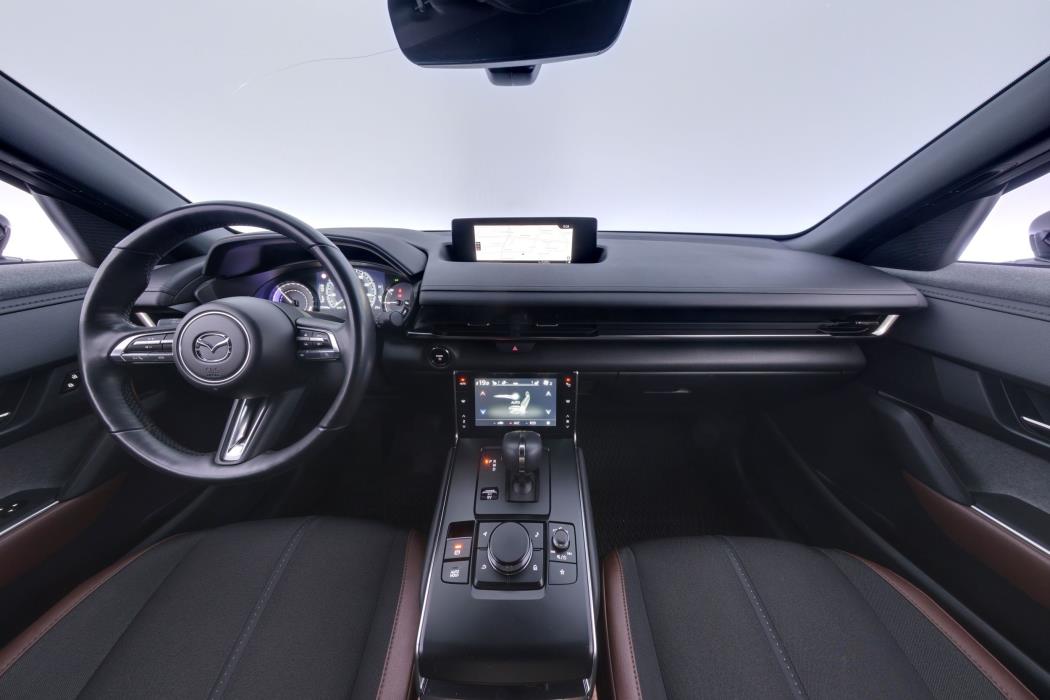 Mazda MX-30 2025