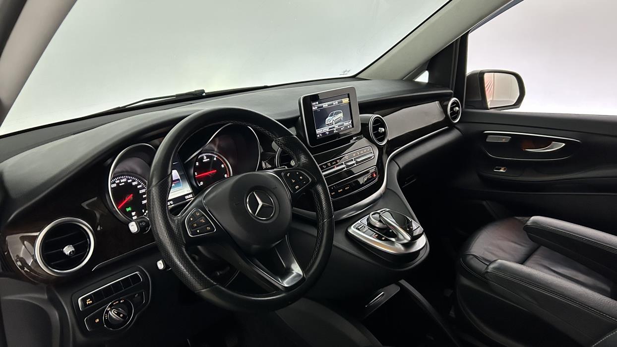 Mercedes-Benz V 2016