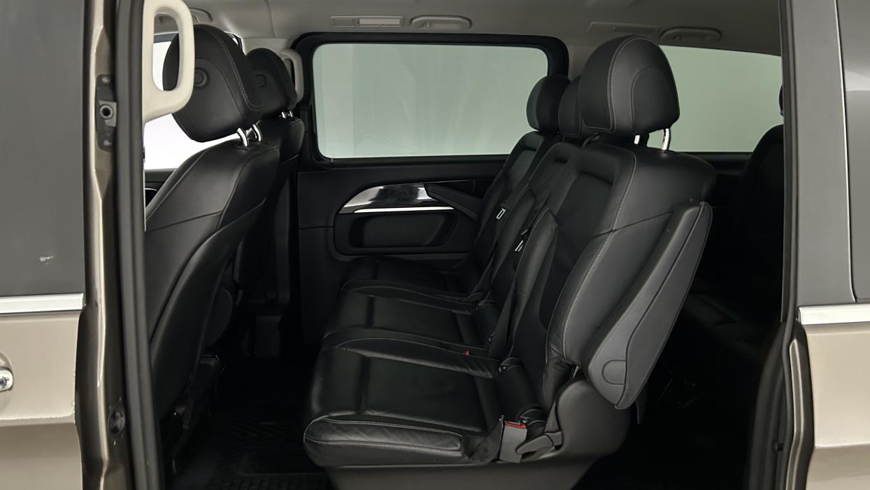 Mercedes-Benz V 2016