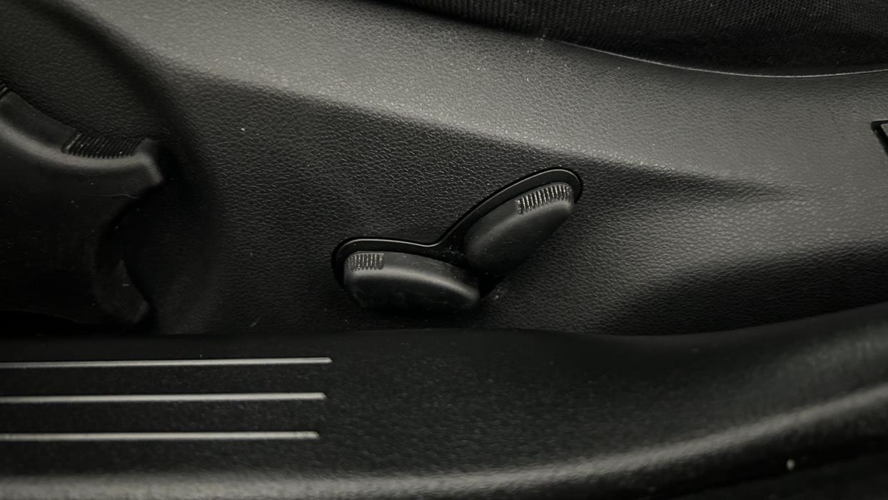 Mercedes-Benz C 2005