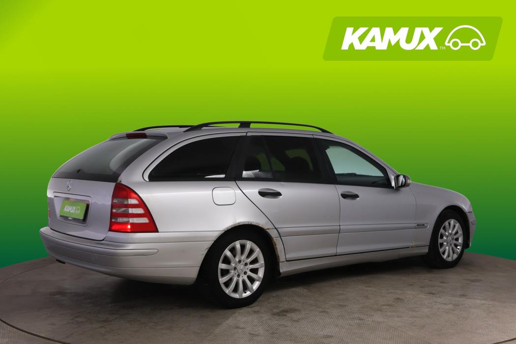 Mercedes-Benz C 2005