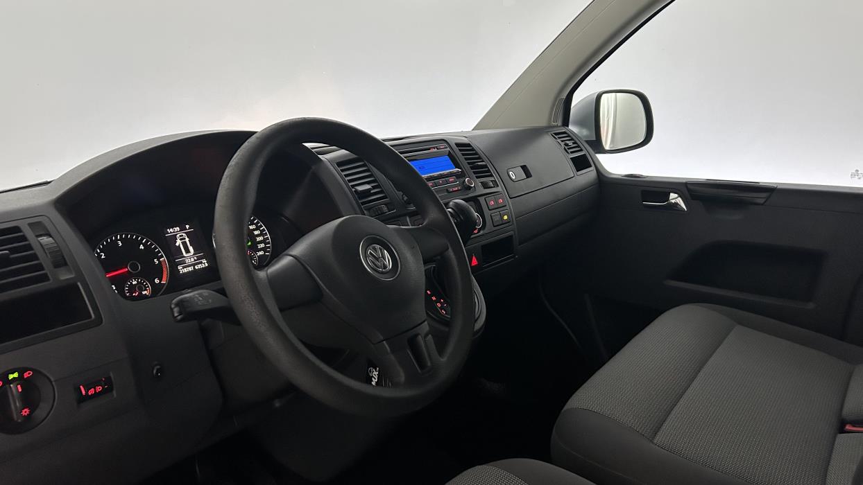 Volkswagen Caravelle 2011
