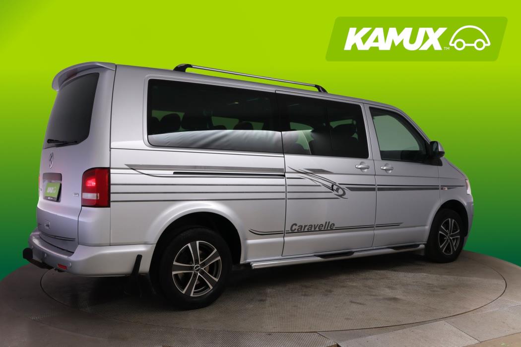 Volkswagen Caravelle 2011