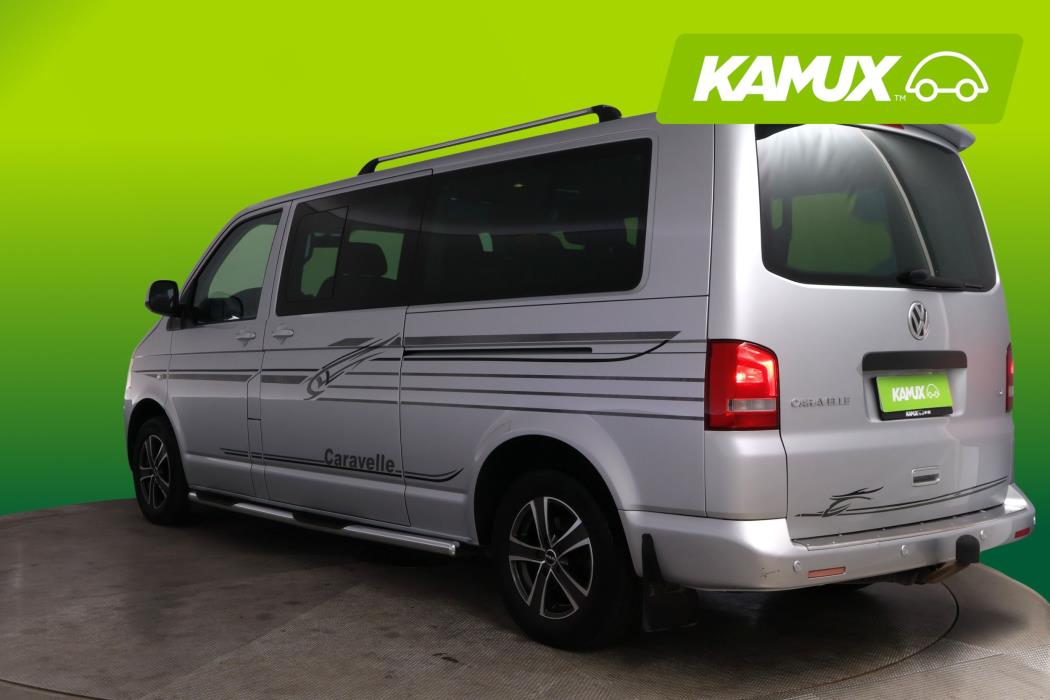Volkswagen Caravelle 2011